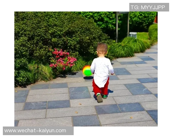 足球小将托雷斯的成长之路与梦想追逐的精彩故事